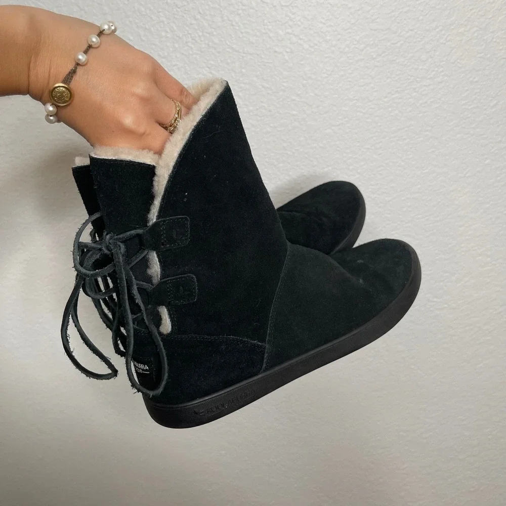 Koolaburra by UGG Black Suede Faux Fur Lined‎ Lace Up Back Boots Womens 8
